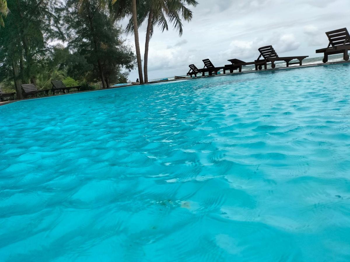 Hotel Coral Bay トリンコマリー エクステリア 写真