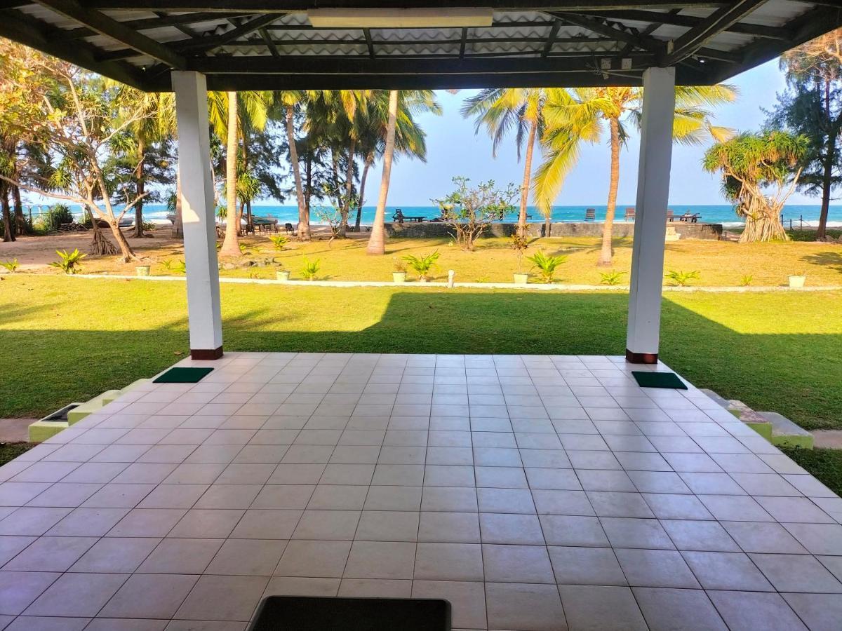 Hotel Coral Bay トリンコマリー エクステリア 写真