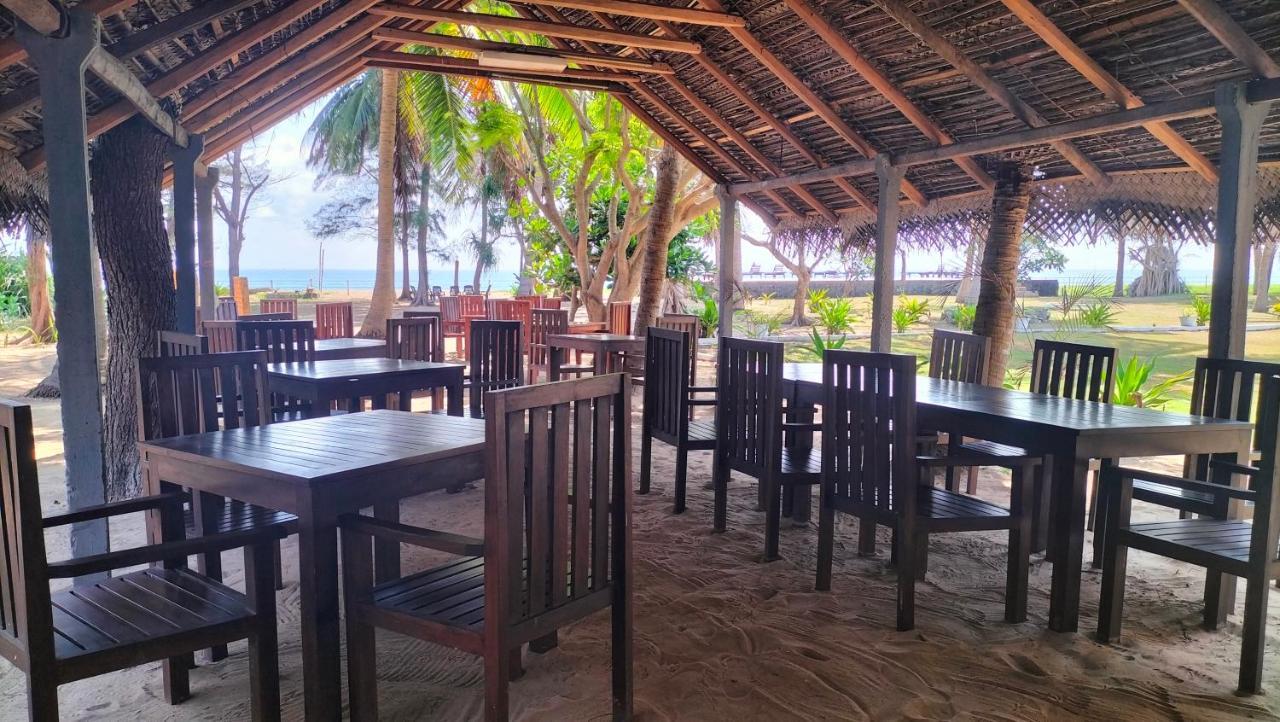 Hotel Coral Bay トリンコマリー エクステリア 写真